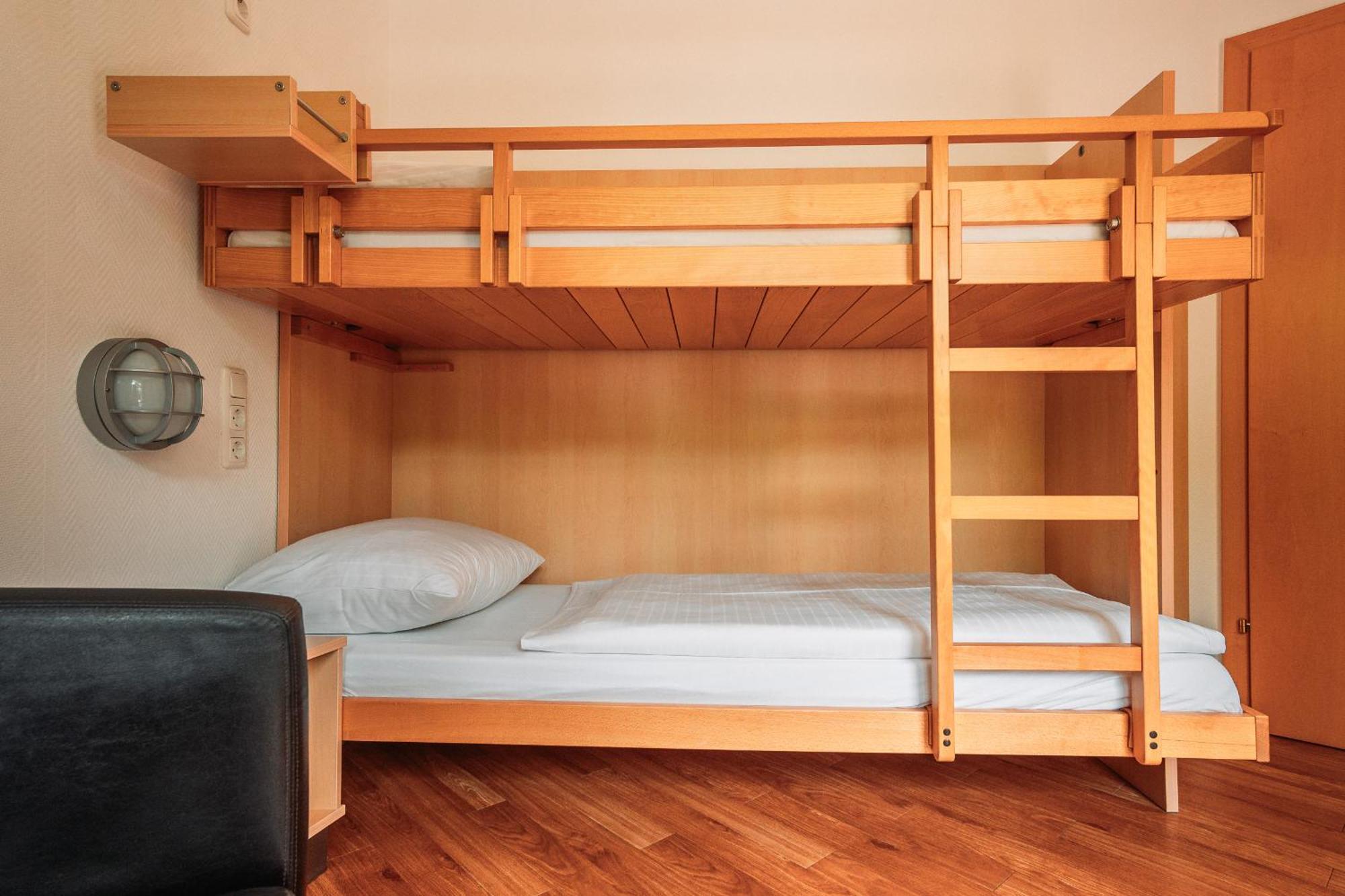 Hahnenkamm Hostel Reutte Zewnętrze zdjęcie