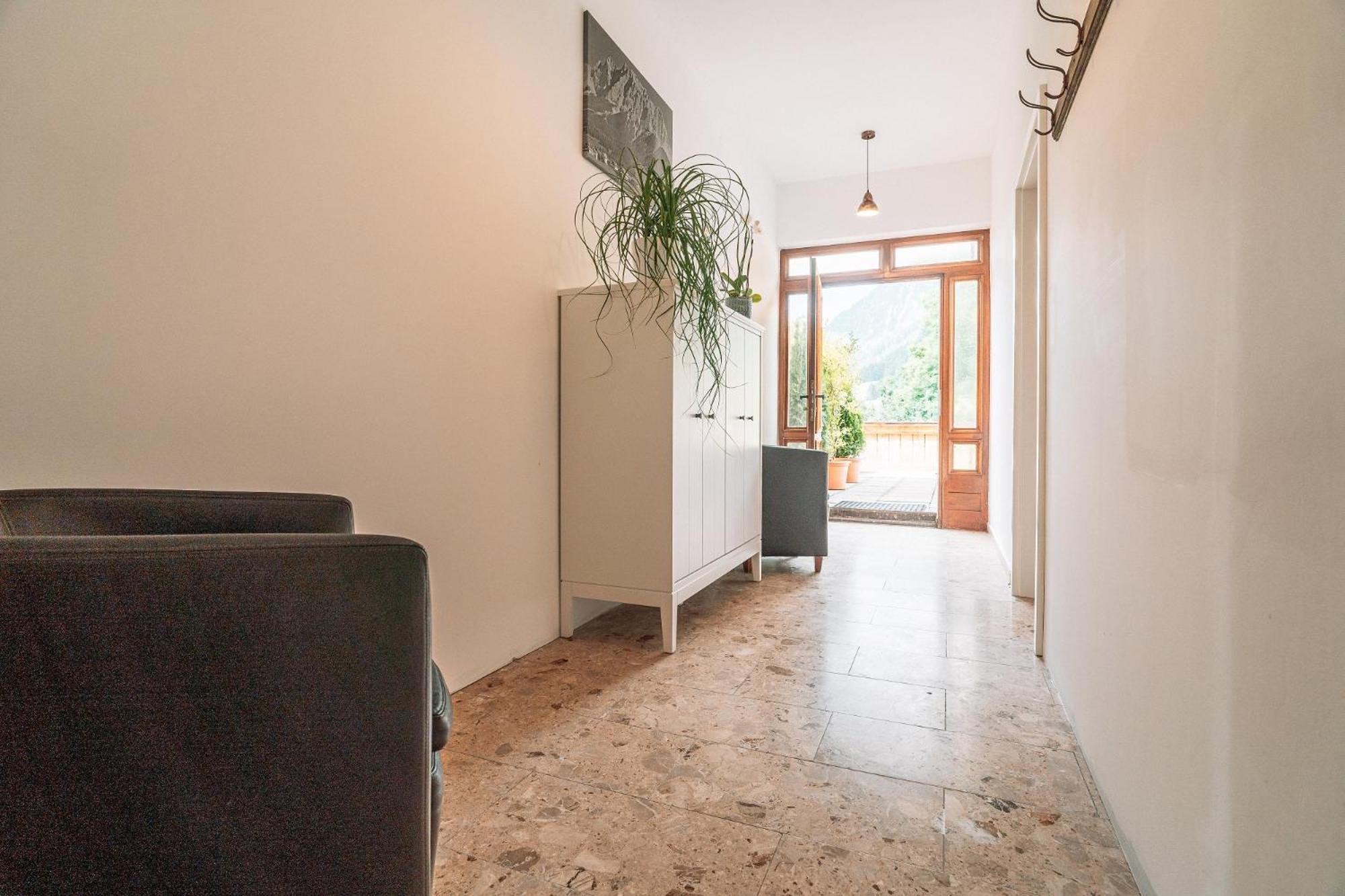 Hahnenkamm Hostel Reutte Zewnętrze zdjęcie